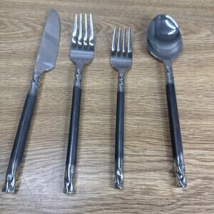 Pier 1 Twist Handle PII17 Glossy 18/8 Stainless China Flatware Setting Of 4